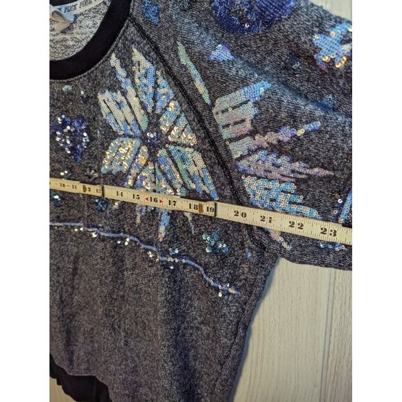 PINK by Victoria's Secret Gray Crewneck  Sequenced Snowflakes Winter XS - Picture 5 of 7